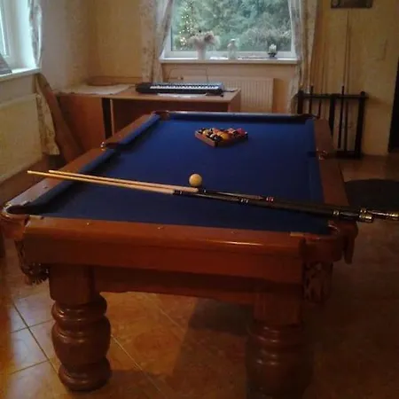 Slaw Jacuzzi Bilard *