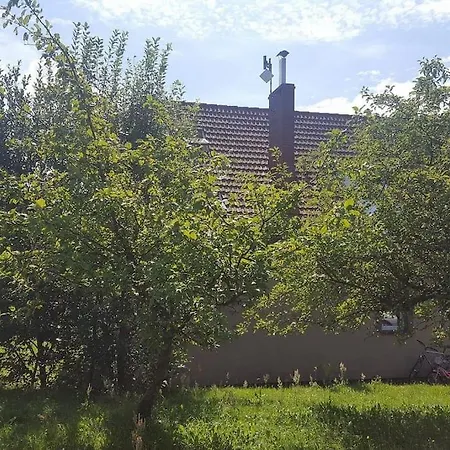 Slaw Jacuzzi Bilard דירה Ustarbowo