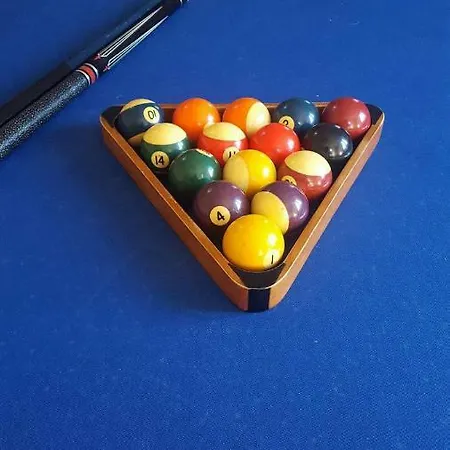 Slaw Jacuzzi Bilard דירה *