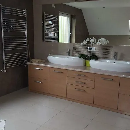 Apartment Slaw Jacuzzi Bilard *