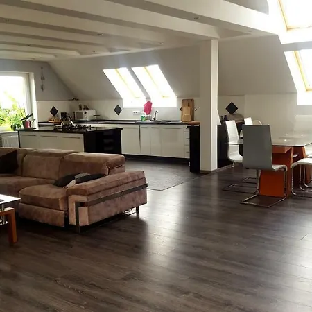 Slaw Jacuzzi Bilard *