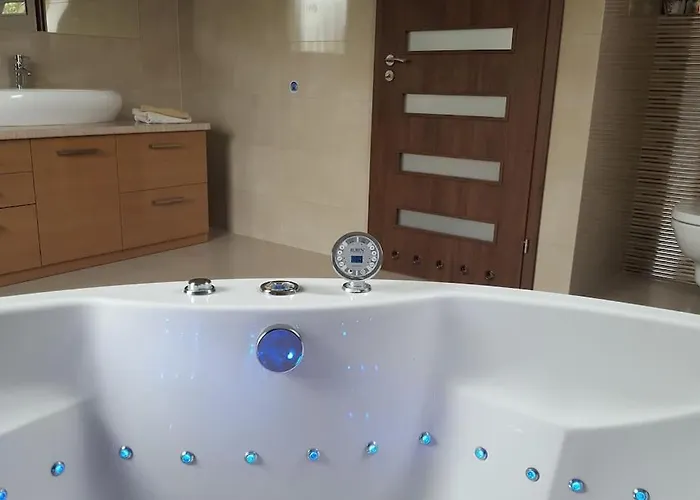 Slaw Jacuzzi Bilard *